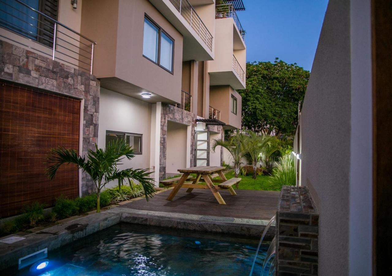 Luxury 2 Bedroom Apartment With Pool - Close To Flic-En-Flac Beach Ngoại thất bức ảnh